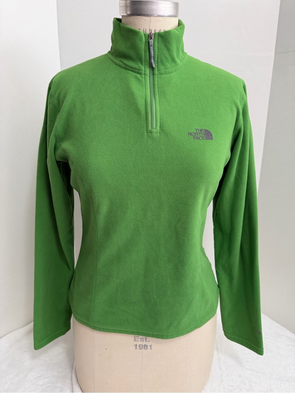 The North Face Women's Green Quarter-Zip Fleece Pullover Size Small